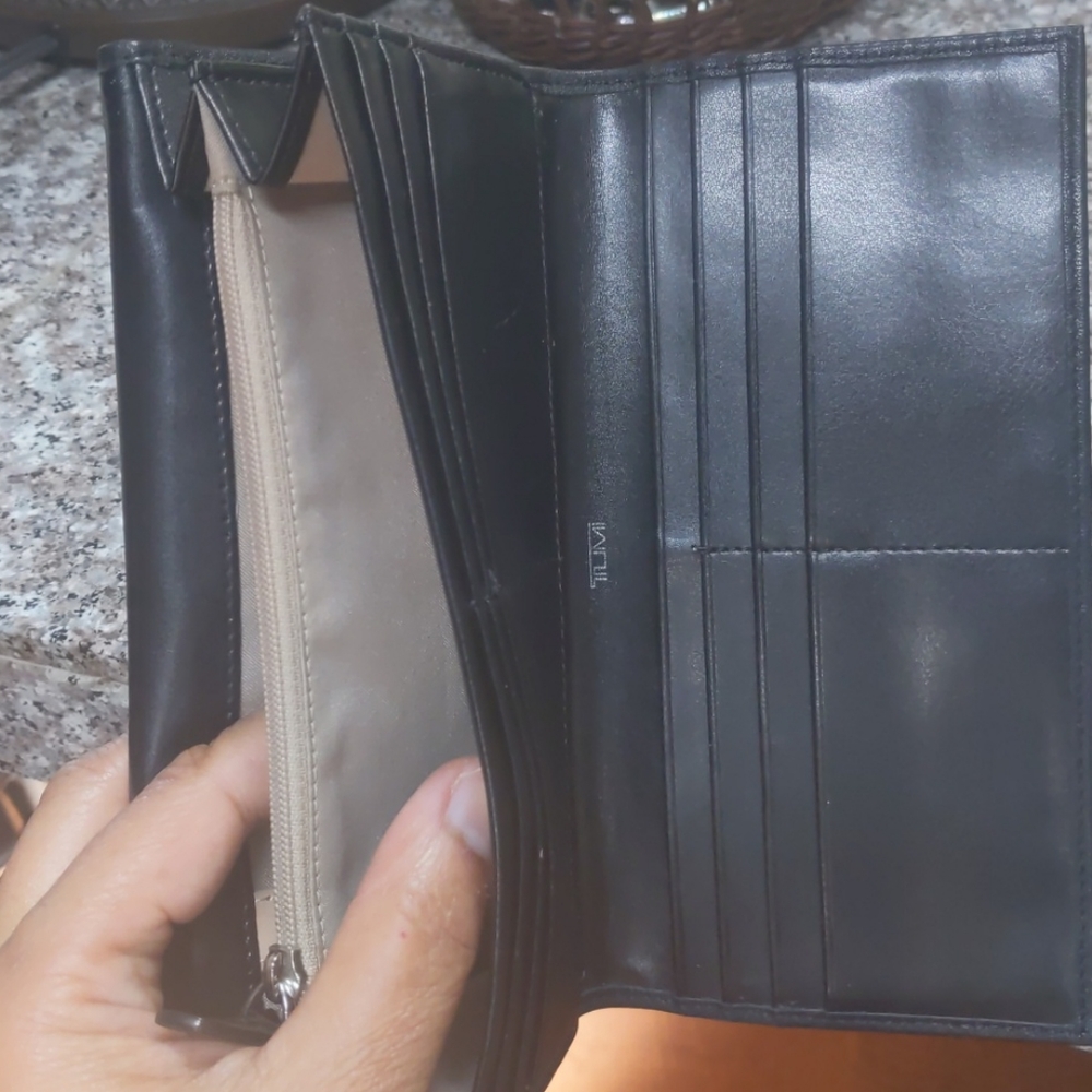 Wallet - Picture 4 of 4